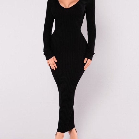 Long knitted brown dress - Picture 2 of 4